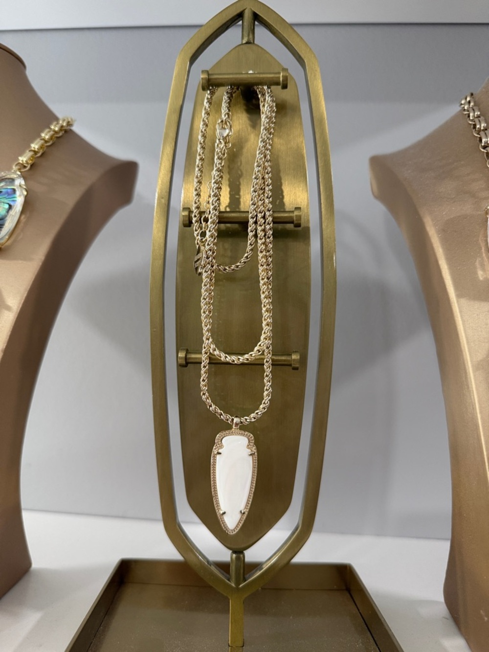 Kendra Scott Shaylee Necklace